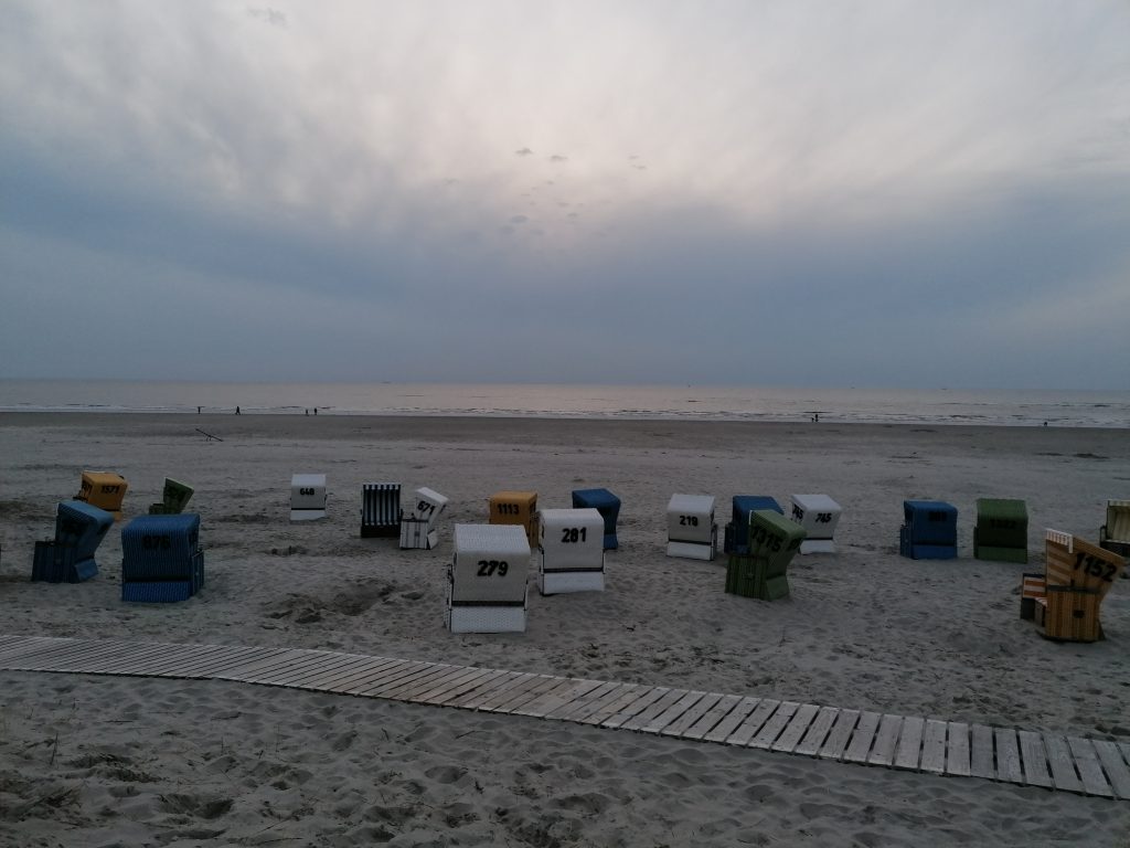 Strandkörbe am Strand von Langeoog