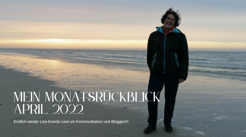 Nicole am Strand von Langeoog als Beitragsbild zum Monatsrückblick April 2022
